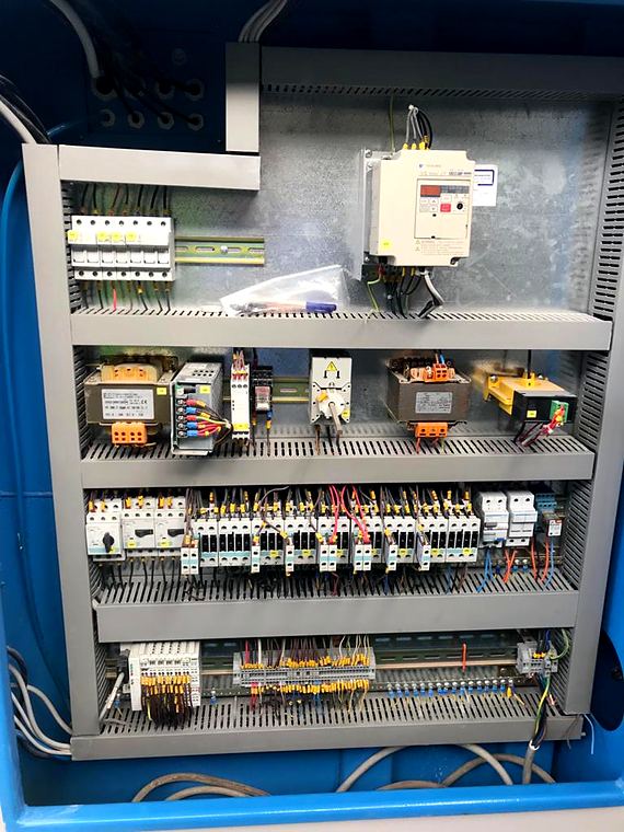 Control panel with drive